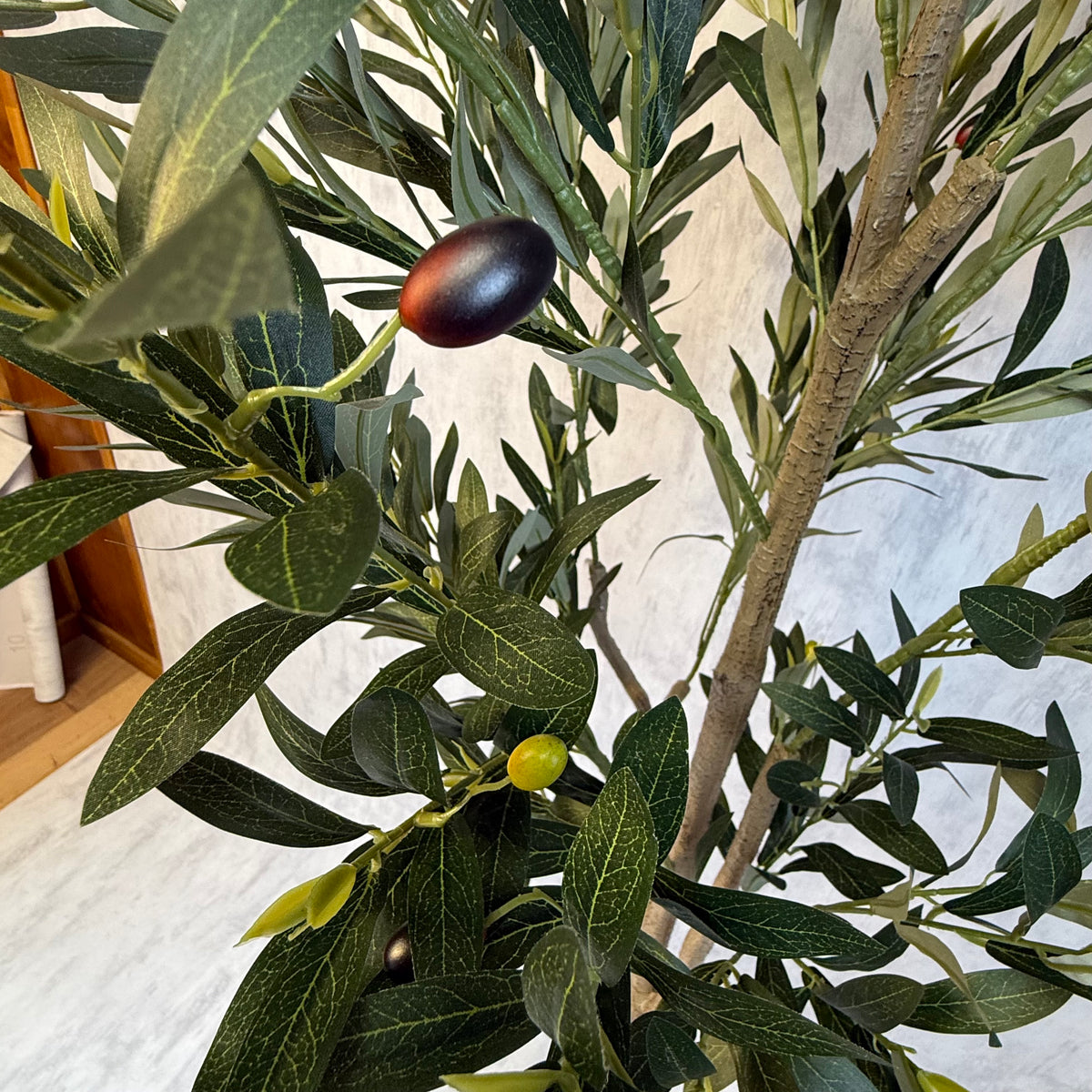 Olivia · Olivo artificial 175 cm con macetero premium