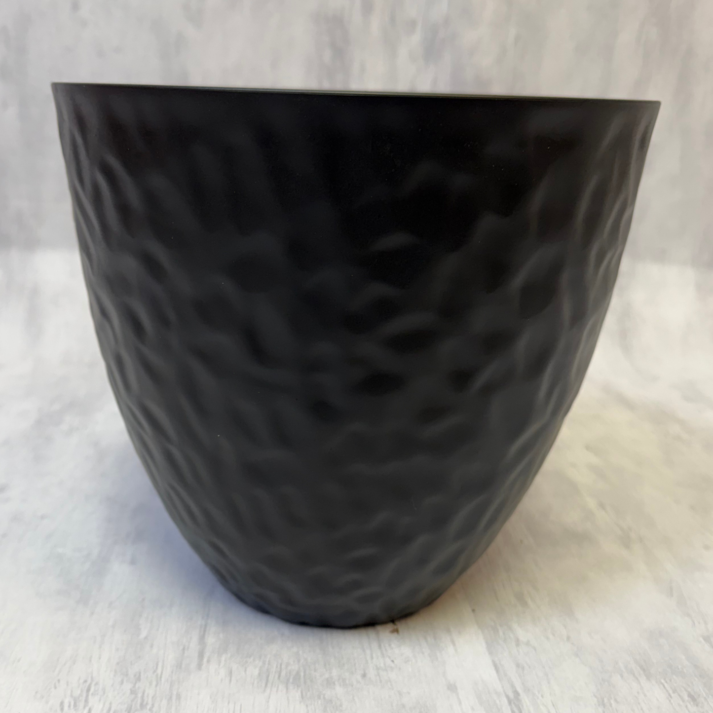 Macetero de Resina Texturizada M 24 cm
